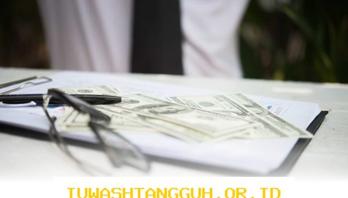 Biaya Bank Syariah Lebih Mahal, Ma’ruf Amin Respons Kritik Purbaya