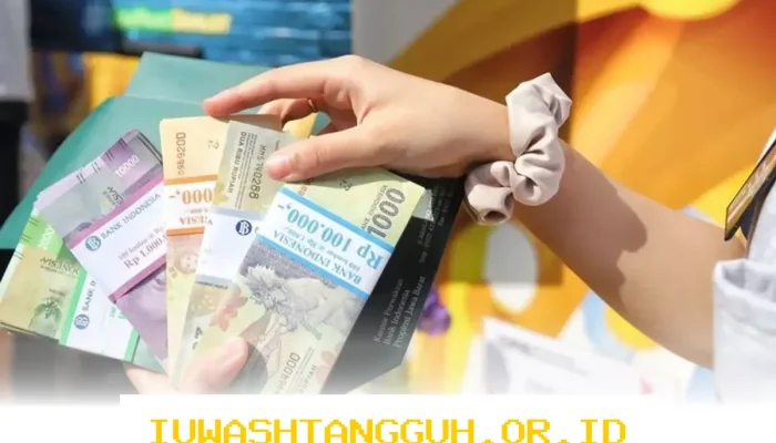 Ingin Uang Pecahan Kecil? Ini Trik Ganti Uang Baru di ATM Tanpa Ribet!