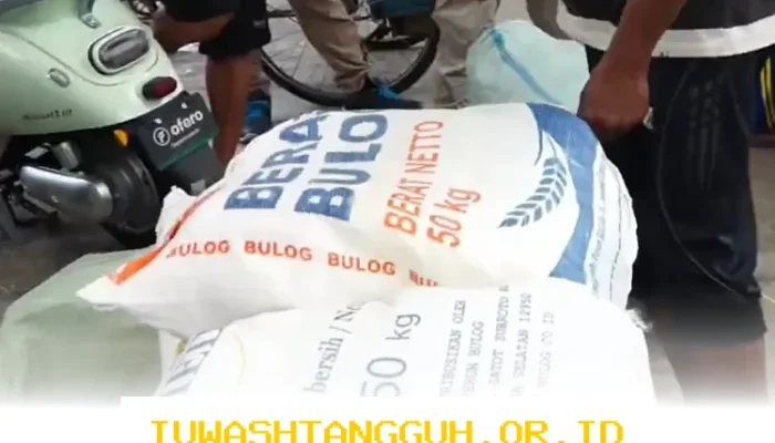 Bantuan Sembako Disalurkan kepada Keluarga Penerima Manfaat yang Memenuhi Kriteria