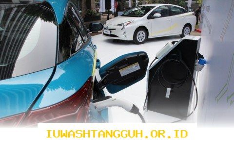 Cara Meningkatkan Efisiensi Mobil Listrik Saat Perjalanan Jauh ke Kampung Halaman