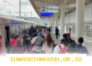 Hari Terakhir Libur Lebaran, Prediksi 20 Ribu Tiket Whoosh Terjual Habis