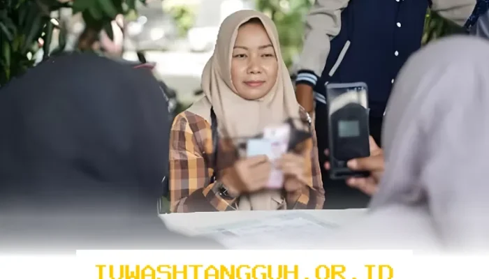 Hati-Hati dengan Pungutan Liar saat Mengurus Bantuan Sosial, Pendaftaran dan Pembaruan Data Harusnya Gratis