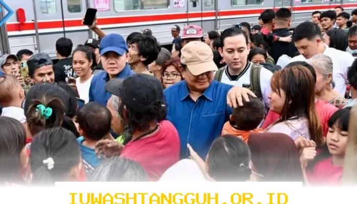 Kedatangan Presiden Prabowo ke Senen Bikin Warga Haru, Apakah Bansos dan MBG Lanjut Sampai 2026?