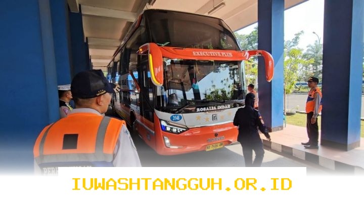 Kemenhub Lakukan Inspeksi Mendadak Terhadap 60 Ribu Bus Angkutan Lebaran