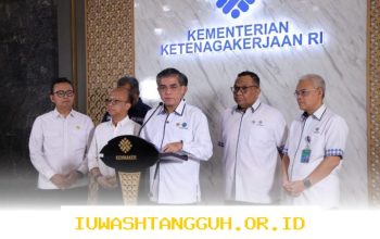 Menaker Dorong Perusahaan Patuh Atur THR dan BHR Sesuai Ketentuan Hukum
