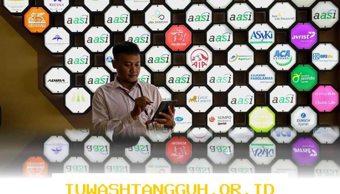 OJK Sebut Banyak Hambatan dalam Pemisahan Unit Bisnis Syariah Asuransi