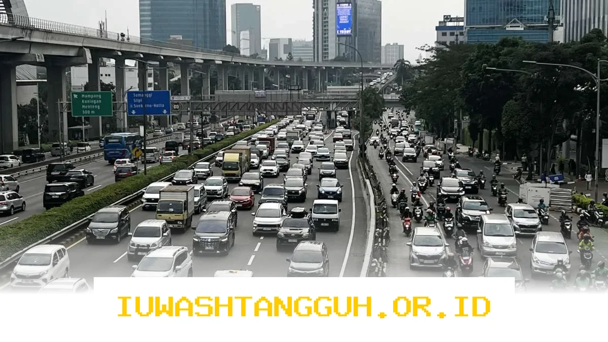 Otoritas Jasa Keuangan Masih Menilai Kebutuhan Penyesuaian Premi Asuransi Kendaraan dan Properti