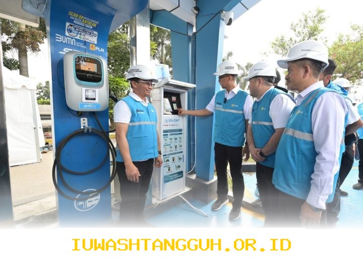 Pemudik Berbondong-bondong Gunakan EV, Transaksi SPKLU PLN Capai Rekor Baru