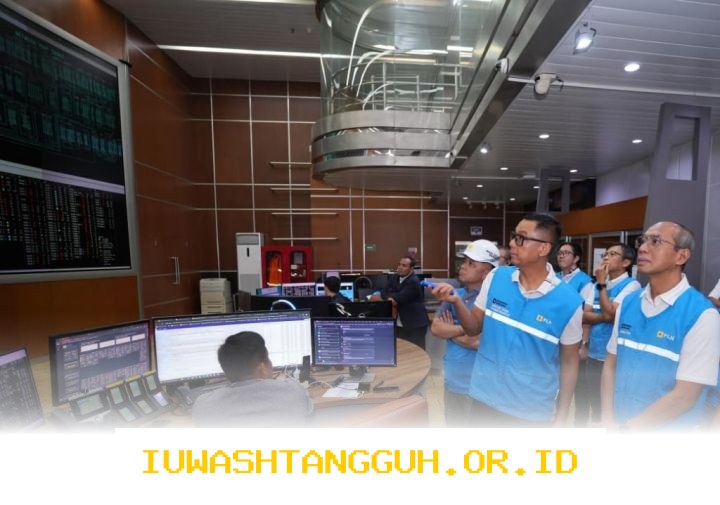 PLN Mobilitas 72.053 Tenaga Teknis untuk Jamin Suplai Listrik Aman saat Libur Idulfitri