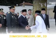 Presiden Prabowo Menangisi Kenangan Bersama Ajudan Setia Try Sutrisno di TMP Kalibata