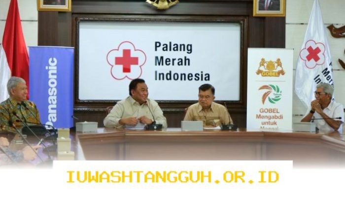 Rachmat Gobel Donasikan Dana Rp2,4 Miliar kepada PMI untuk Bantu Korban Bencana Alam di Wilayah Jawa Tengah dan Yogyakarta