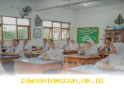 Rencana Pemerintah Naikkan Gaji Guru, Ini Penyebabnya!