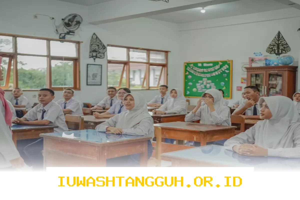 Rencana Pemerintah Naikkan Gaji Guru, Ini Penyebabnya!