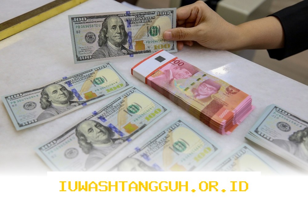 Rupiah Terpantau Lesu, Simak Pergerakan Kurs Dolar AS di BCA, BRI, Mandiri, dan BNI pada 2 Maret 2026