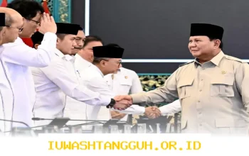 Seskab Teddy Ungkap Keputusan Rapat Kabinet: Presiden Prabowo Perintahkan Penyelesaian Masalah Pendidikan Segera