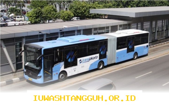 Transjakarta Tawarkan Tarif Rp12 per Perjalanan Melalui Aplikasi Resmi TJ