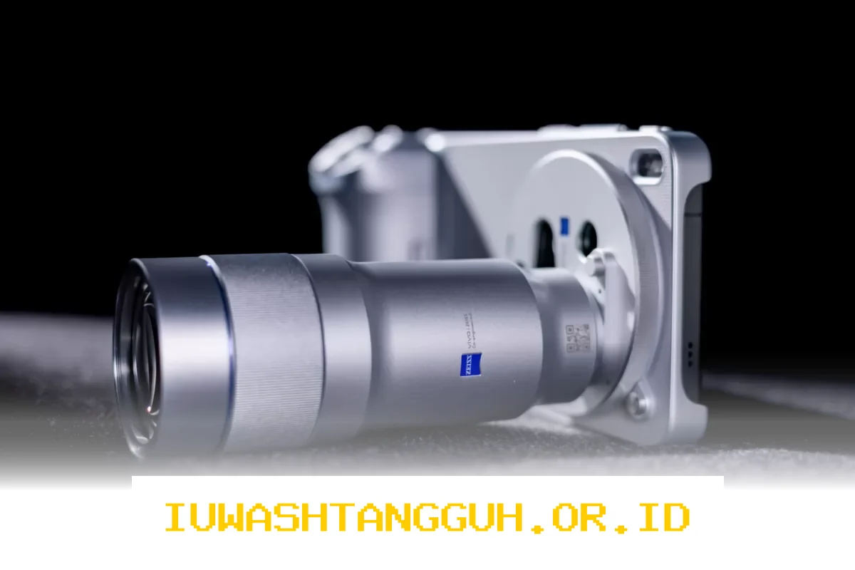Vivo X300 Ultra Menghadirkan Lensa Telefoto ZEISS hingga 400mm untuk Pengalaman Fotografi Layaknya Kamera Profesional
