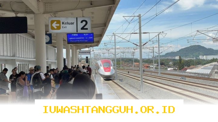 Whoosh Catat Penjualan 293 Ribu Tiket Selama Periode Angkutan Lebaran 13–30 Maret