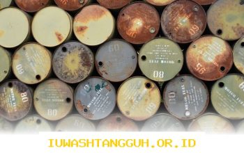 Lonjakan Harga Minyak Mentah Brent Tembus ke Level USD104 Per Barel di Sepanjang Tahun 2026