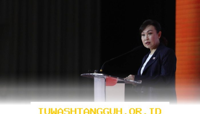 Pengusaha Lebih Memilih Menahan Utang Akibat Ketidakpastian Menurut Bos CIMB Niaga BNGA