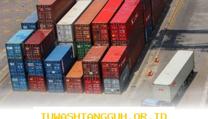 Penutupan Selat Hormuz Picu Lonjakan Harga Energi Global dan Ganggu Aktivitas Pelabuhan Amerika Serikat hingga 2026