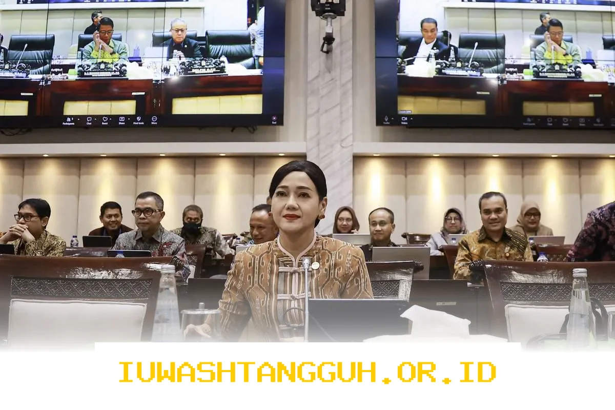 Perubahan Aturan Pendanaan OJK Tahun 2026, Waspadai Dua Risiko Penting Ini Menurut Ahli Ekonomi