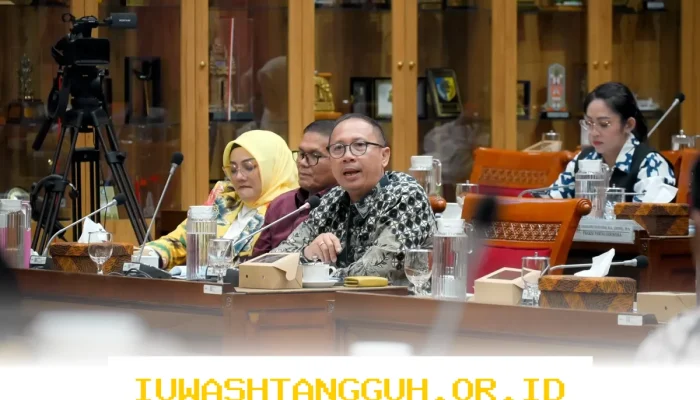 PPPK dan Guru Paruh Waktu Ditiadakan, Pemerintah Janjikan Kenaikan Gaji Guru 2026!