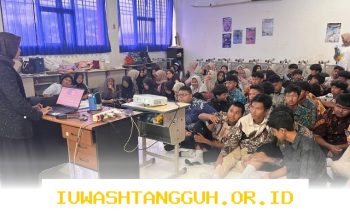 Praktisi Pasar Modal Berikan Edukasi Investasi bagi Siswa SMA Labschool Unesa 1 di 2026