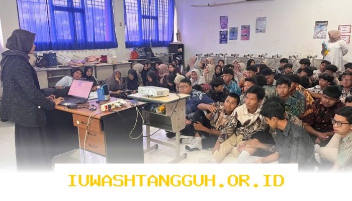 Praktisi Pasar Modal Berikan Edukasi Investasi bagi Siswa SMA Labschool Unesa 1 di 2026