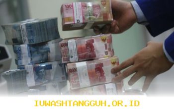 Rupiah Menguat 0,34 Persen Menuju Level Rp16.983 per Dolar AS