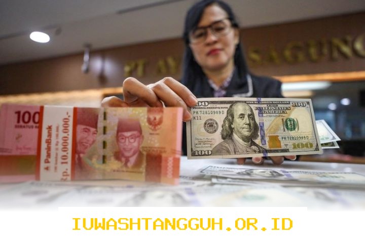 Rupiah Menguat ke Rp17.002 per Dolar AS pada Penutupan Kamis Sore Ini